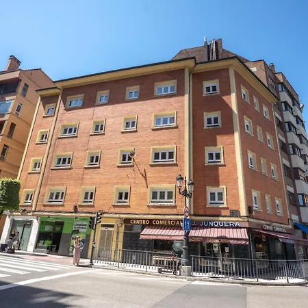 Daire Nuevo Parking, Maquina Arcade, Netflix Y Wifi Oviedo